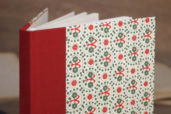 Notebook red green